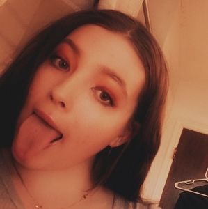 Meet your Posher, Alissa